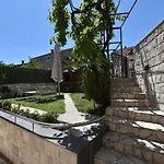 Buba Guest House